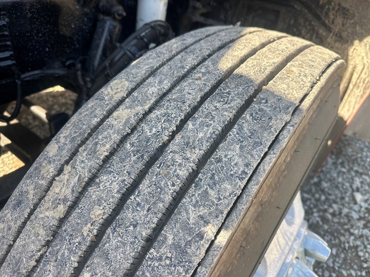 2008-peterbilt-386-image-66