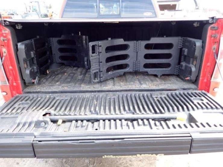 2010-ford-f150-raptor-image-38