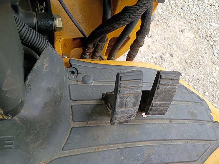 john-deere-110-image-29