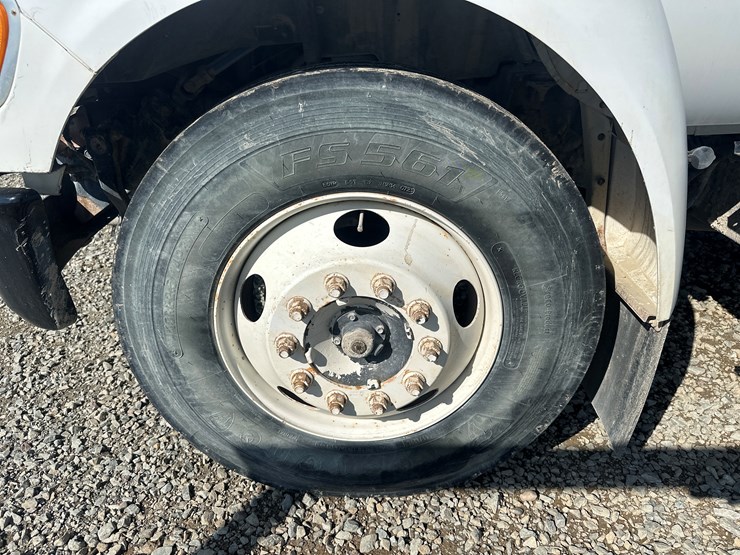 2006-ford-f650-image-52