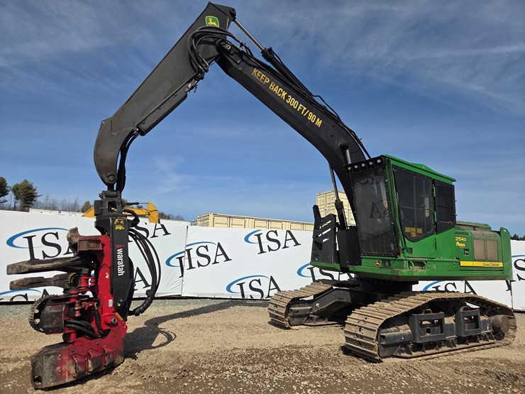 2016-deere-2154d-image-1