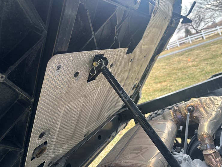 #2311-•-2023-can-am-hd-9-defender-xt-4x4-utv-image-61