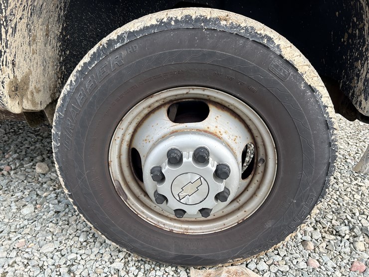 2006-chevrolet-3500-image-58