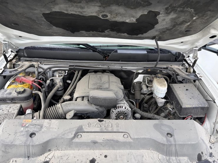 2012-gmc-sierra-2500-image-8