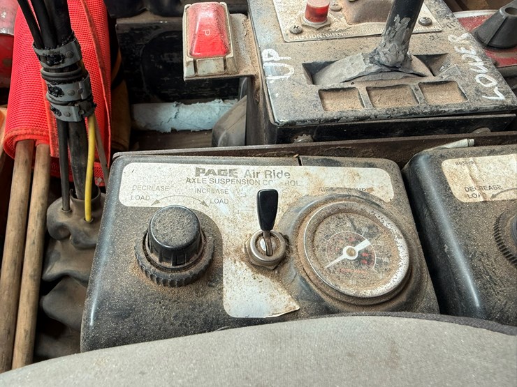 #1113-•-1990-ford-quad-axle-dump-truck-image-46
