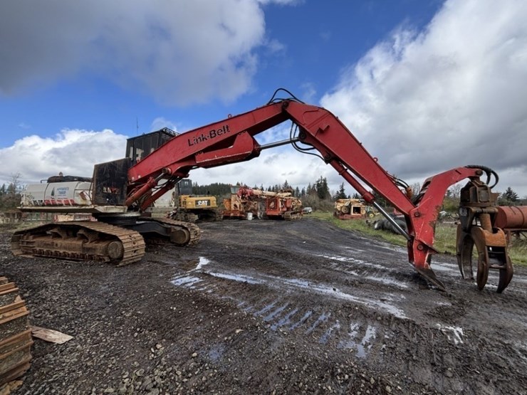 2009-link-belt-330-lx-image-6