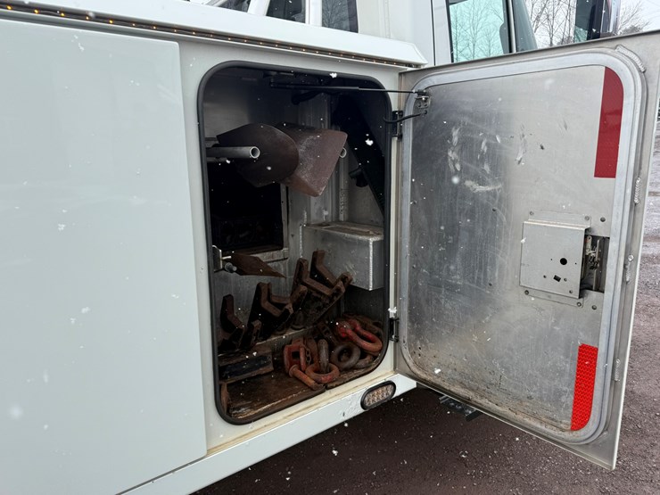 2013-international-4400-sba-image-28