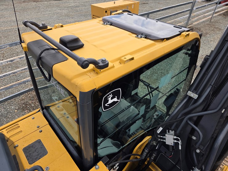 deere-160g-lc-image-45