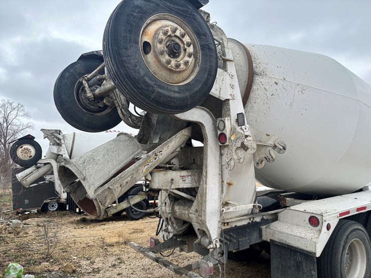 2004-kenworth-w900-image-4