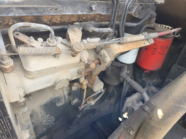 massey-ferguson-8-image-33