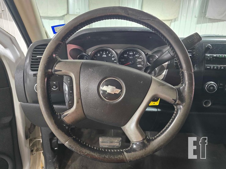 2007-chevrolet-3500hd-image-10