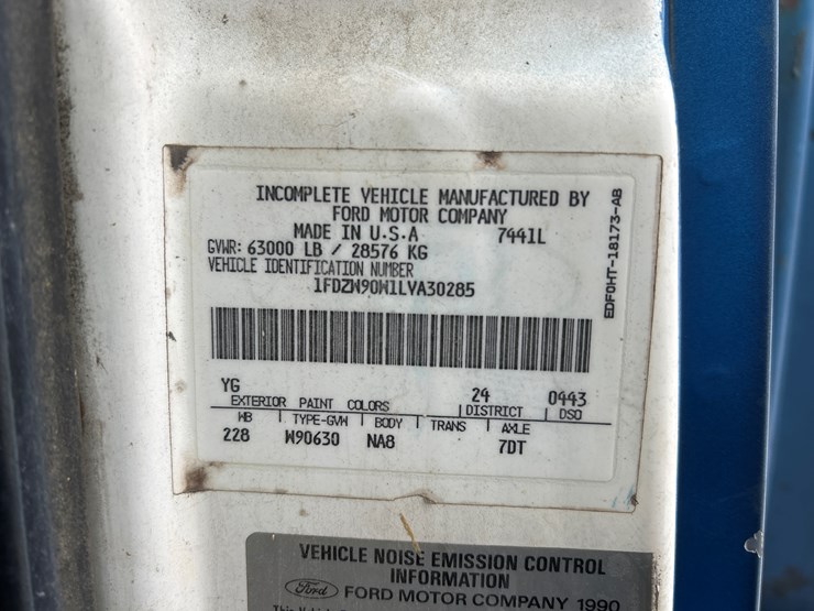 1990-ford-l9000-image-75