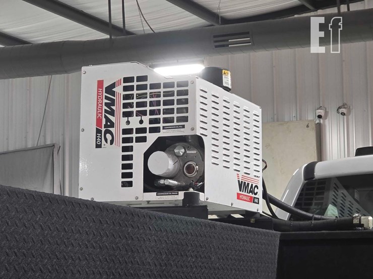 2024-ford-f550-sd-image-16