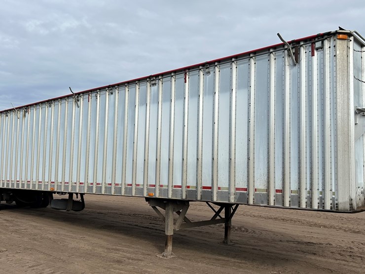 2000-wilkens-walking-floor-image-7