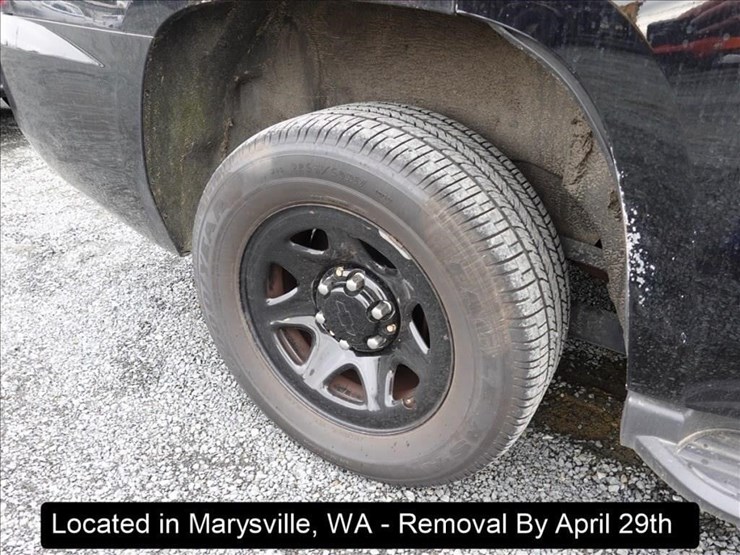 2016-chevrolet-tahoe-image-21