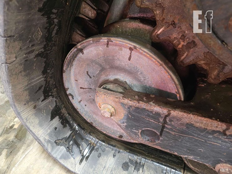 2021-jcb-3ts-8t-image-31