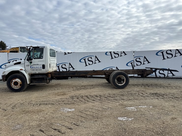 2002-international-4300-sba-image-2