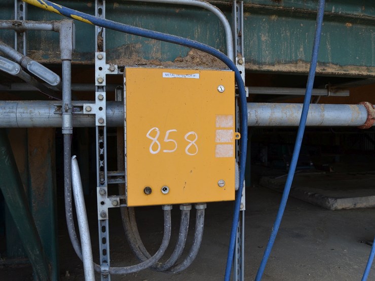 action-30"x45'-balanced-vibrating-conveyor-w/-mdi-metal-detector-w/-5hp-drive-image-9