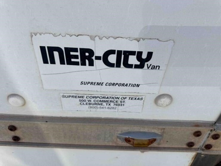 2001-gmc-3500-image-13