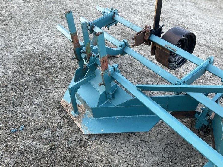 custom-3-pt-3-row-60"-furrow-bar-image-12