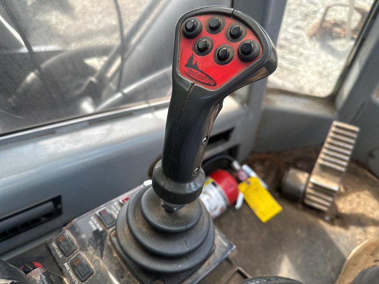 2007-timberpro-tf830-image-57