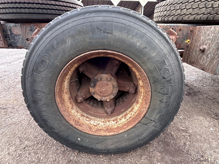 1992-international-4900-image-56