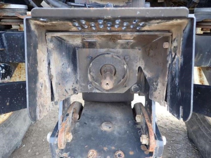 2014-new-holland-t4.75-image-51