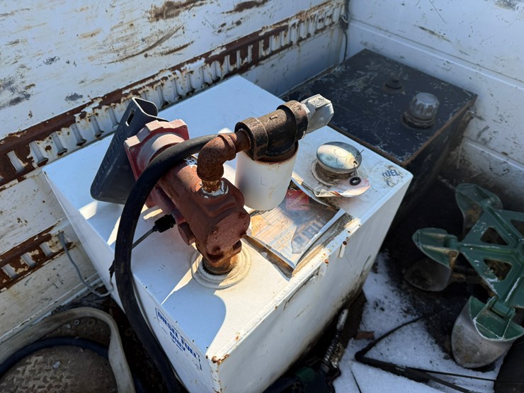 2012-ford-f550-xl-image-25