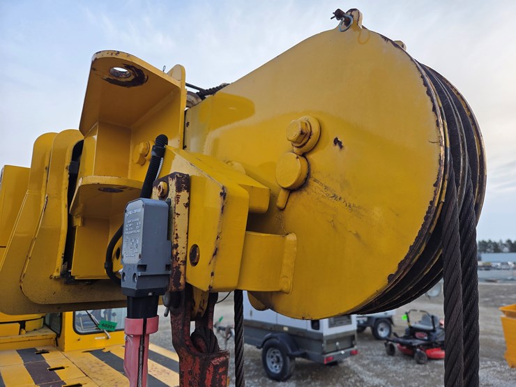 massey-ferguson-8-image-14