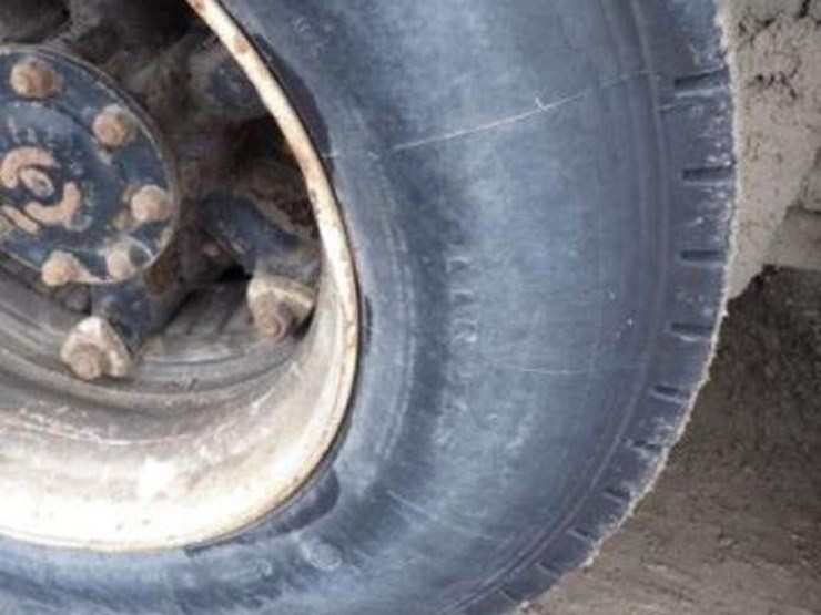 1999-sterling-l9513-image-46