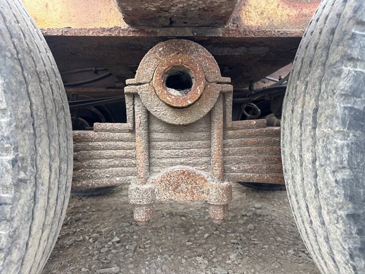 1986-massey-ferguson-8-image-27