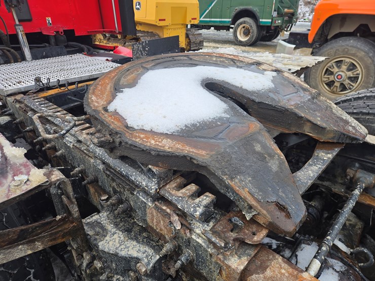 peterbilt-579-image-40