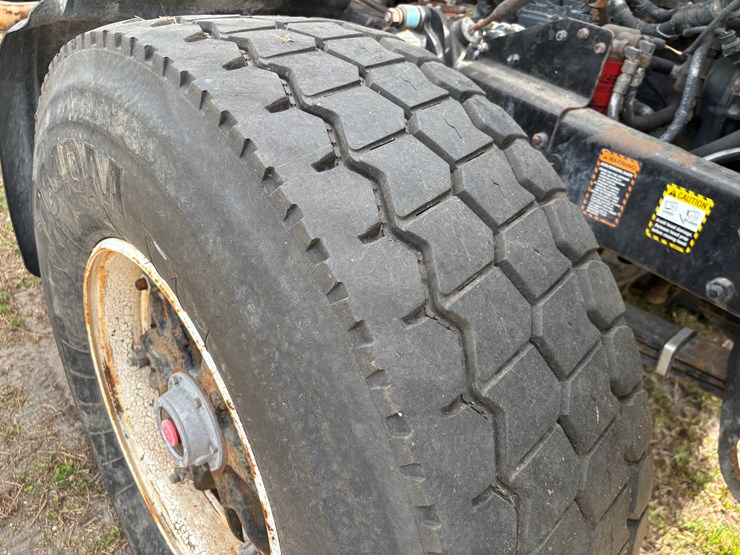 1999-mack-rd600-image-72