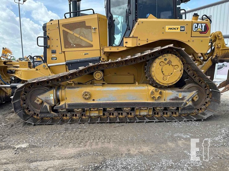 2020-caterpillar-d6-xe-lgp-image-32