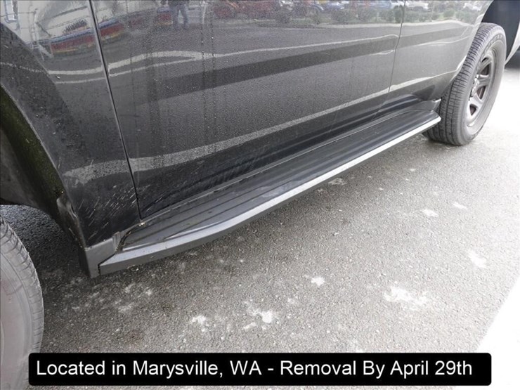 2017-chevrolet-tahoe-image-19