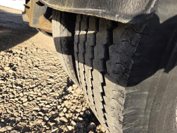 2006-massey-ferguson-8-image-47