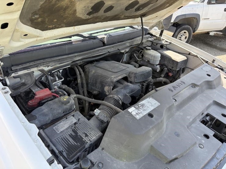 2012-gmc-sierra-2500-image-8