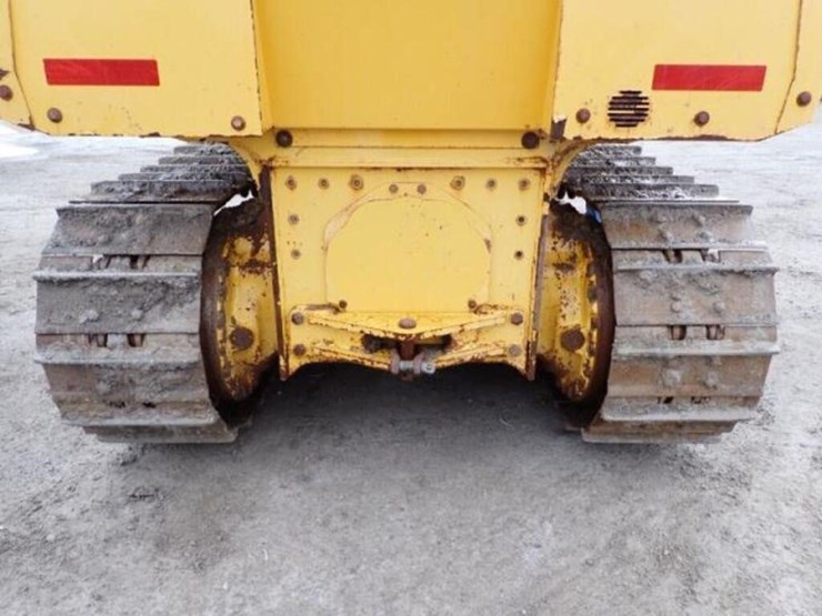 2018-deere-450k-image-43