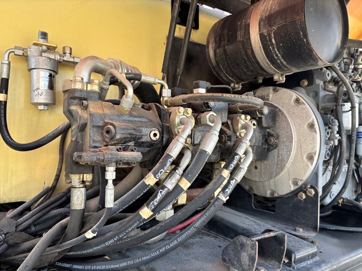 2007-jlg-1350sjp-image-26