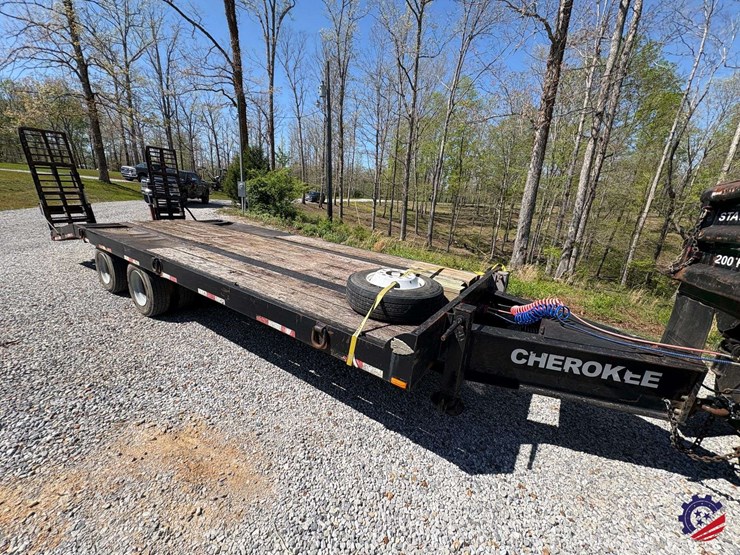 1998-cherokee-r20-20+5-dual-t/a-tag-trailer-image-11