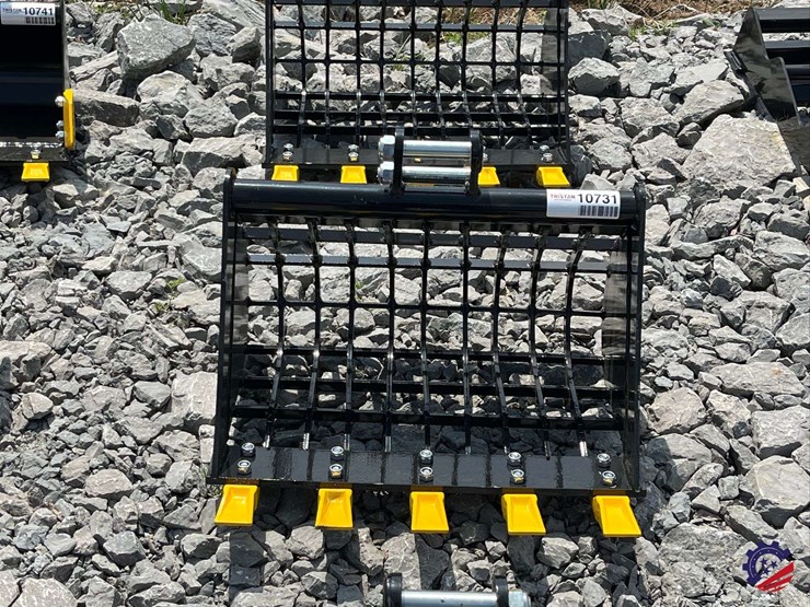 unused-2026-ce-24"-grid-bucket-image-8