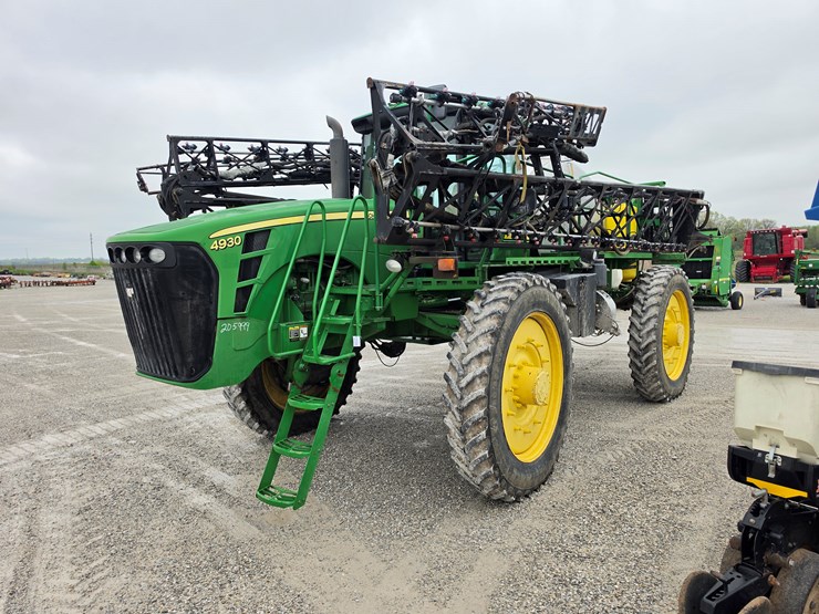 2007-john-deere-4930-image-1