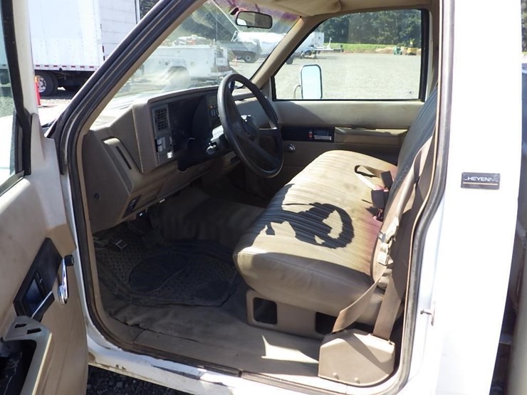 1994-chevrolet-3500-image-24