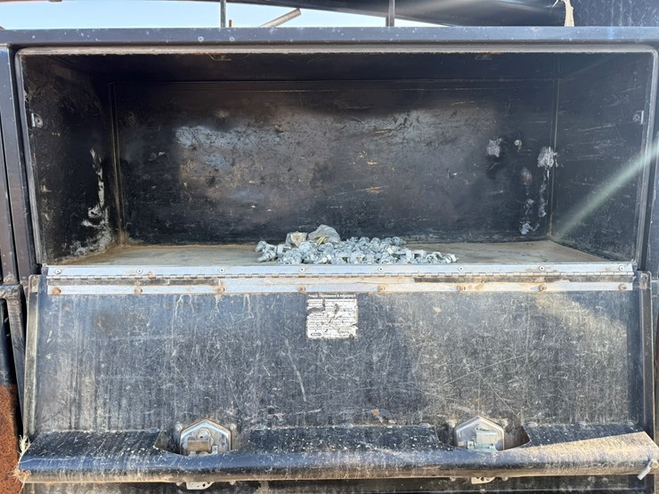 #2034-•-2012-ram-5500-heavy-duty-service-truck-image-31