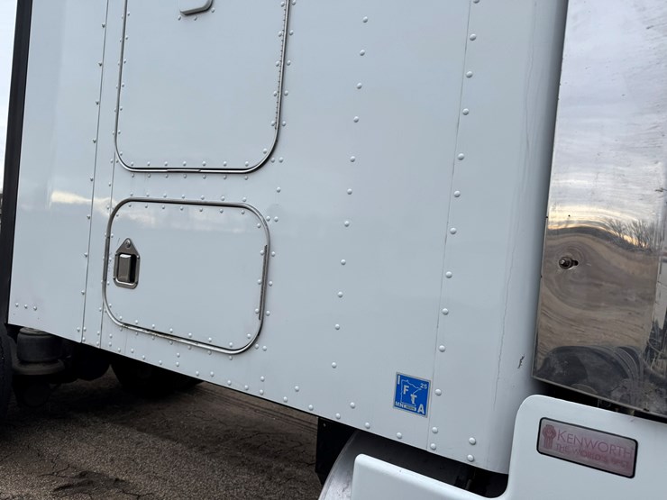 1995-kenworth-t600-image-26