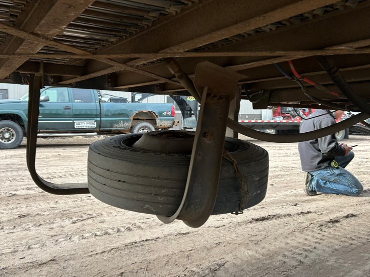 2000-wilkens-walking-floor-image-20