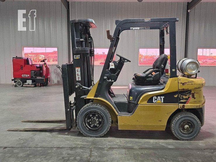 2021-caterpillar-gp25n-image-5