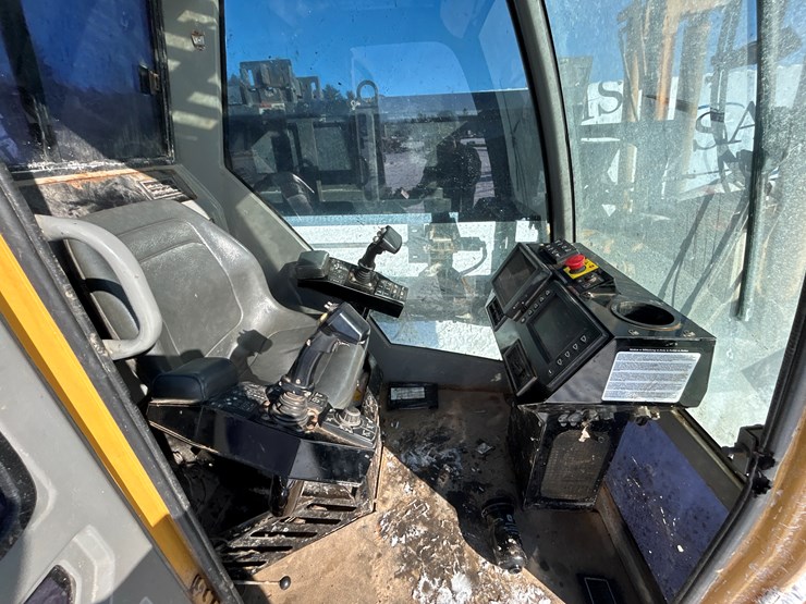 massey-ferguson-8-image-77