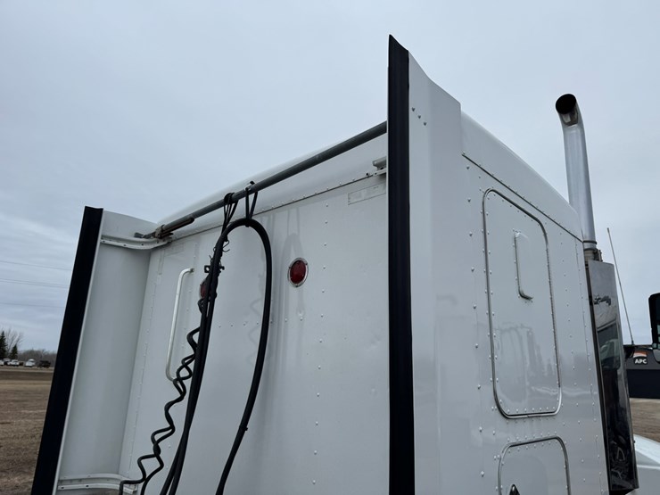 1995-kenworth-t600-image-27