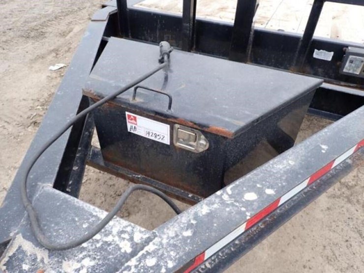 2018-load-trail-7-ton-t/a-tilt-deck-trailer-4zetd2-image-13